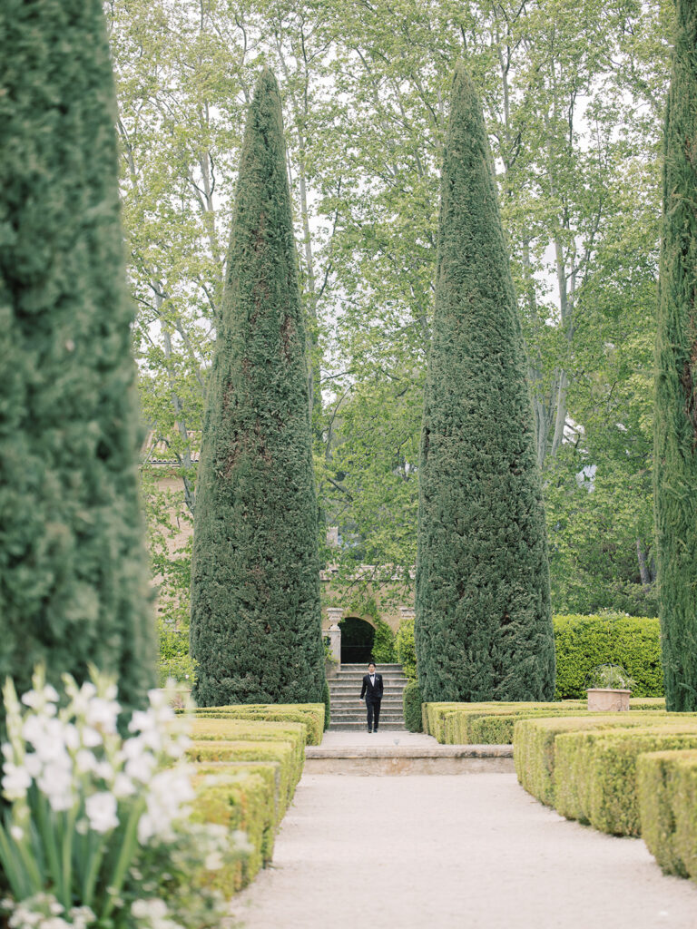 Chateau de sannes luxury wedding ceremony decor