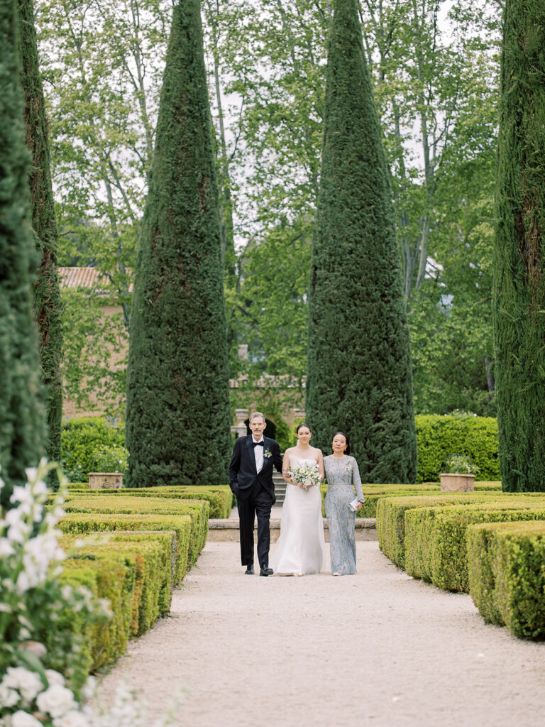 Chateau de sannes luxury wedding ceremony