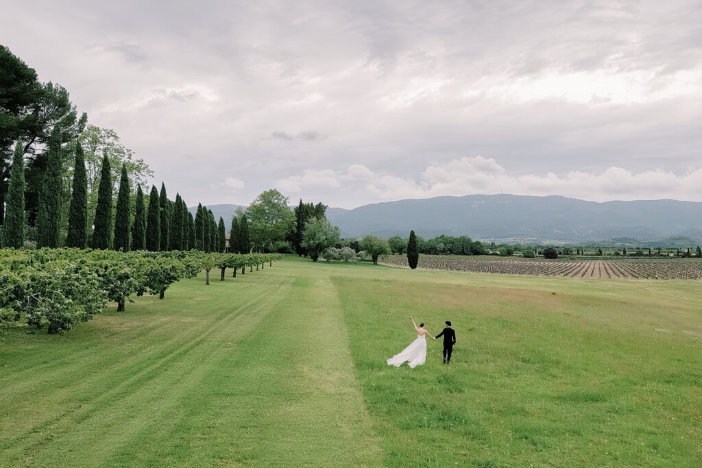 Chateau de sannes luxury wedding ceremony